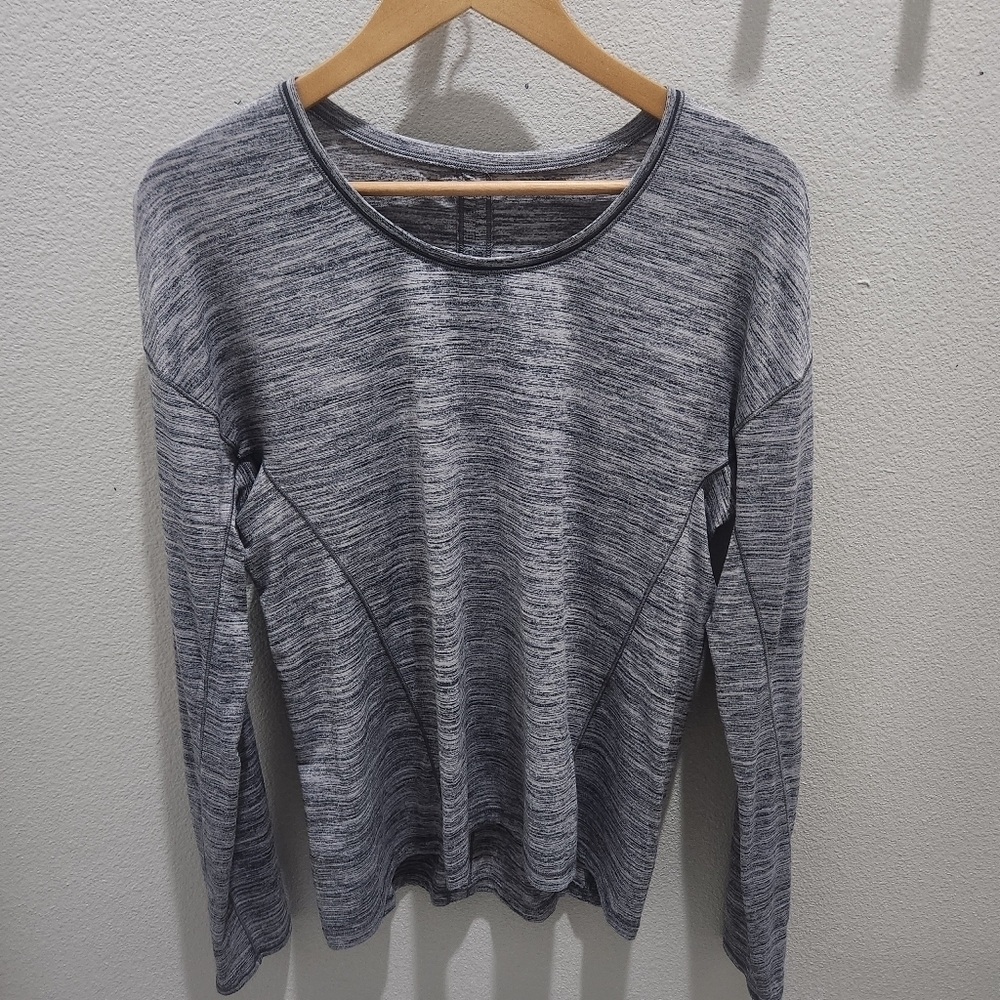 Lululemon Sweat Embrace Long Sleeve Training T-Shirt Women's Sz L Heather Gray - Picture 4 of 8